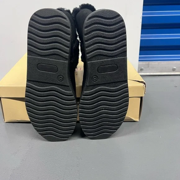 Mossimo Supply Co Black Cozy Winter Boots - Picture 3 of 6